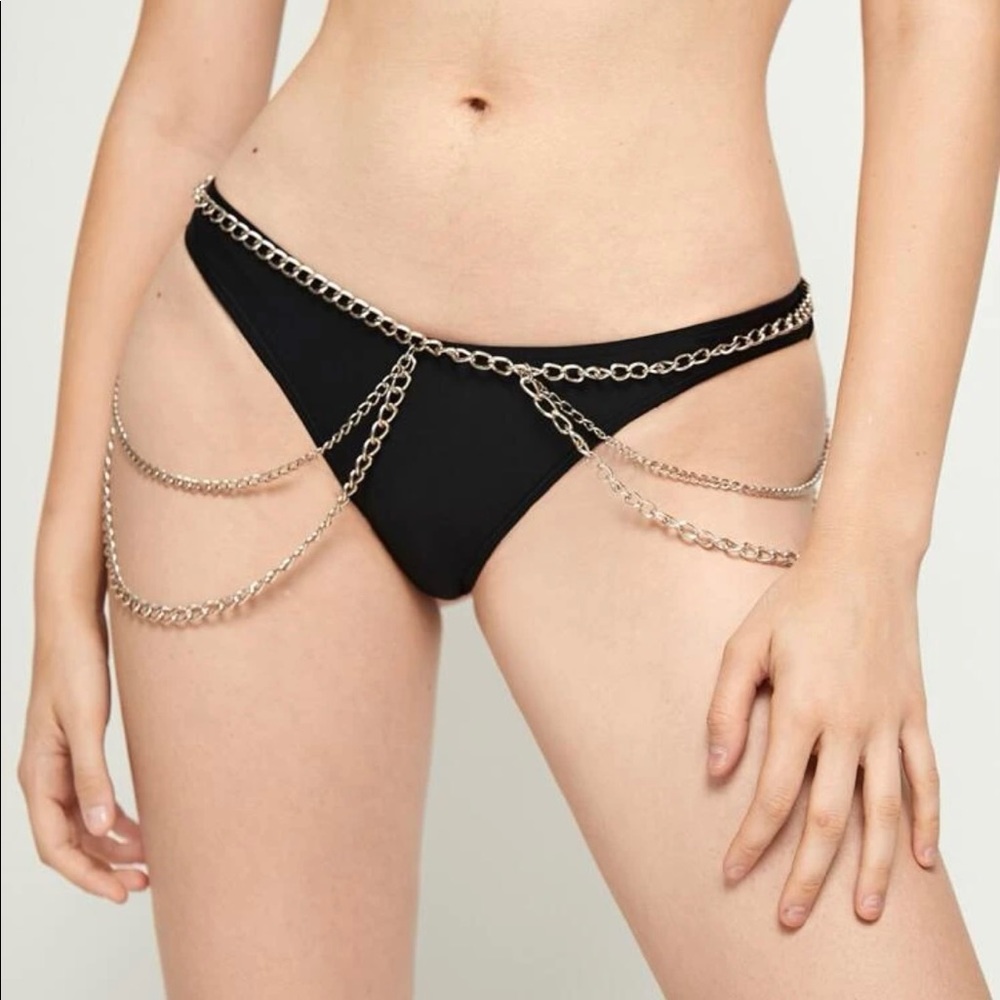 Layered Design Body Chain silver